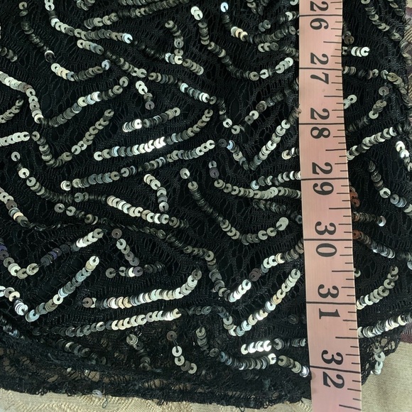 Alice + Olivia Black Gabby Embellished Sequin Blouson Dress - Picture 11 of 11